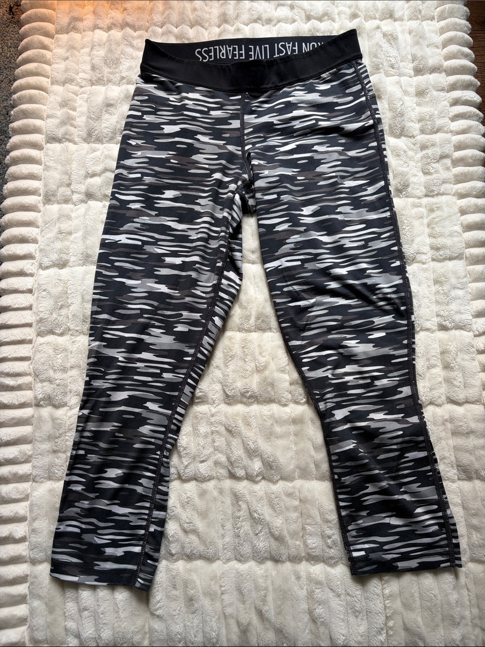 Black & Gray Camo Athletic Leggings